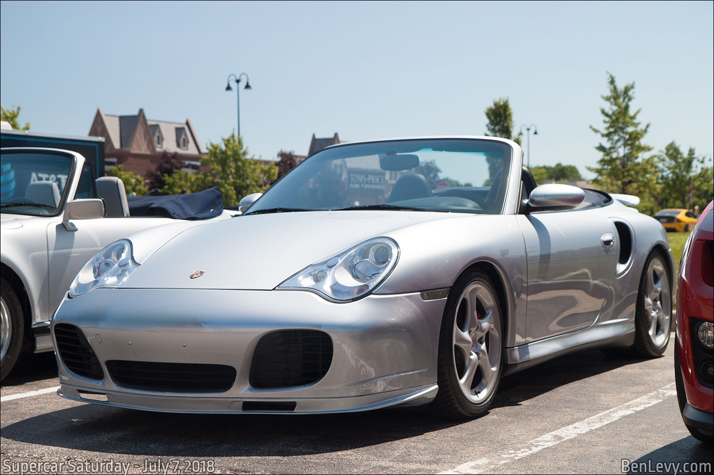 Silver Porsche 911 Turbo