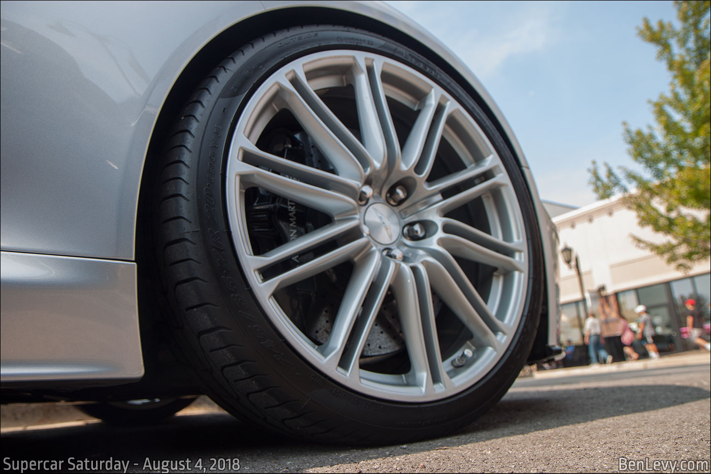 Aston Martin DBS wheel