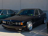 Black E34 BMW M5