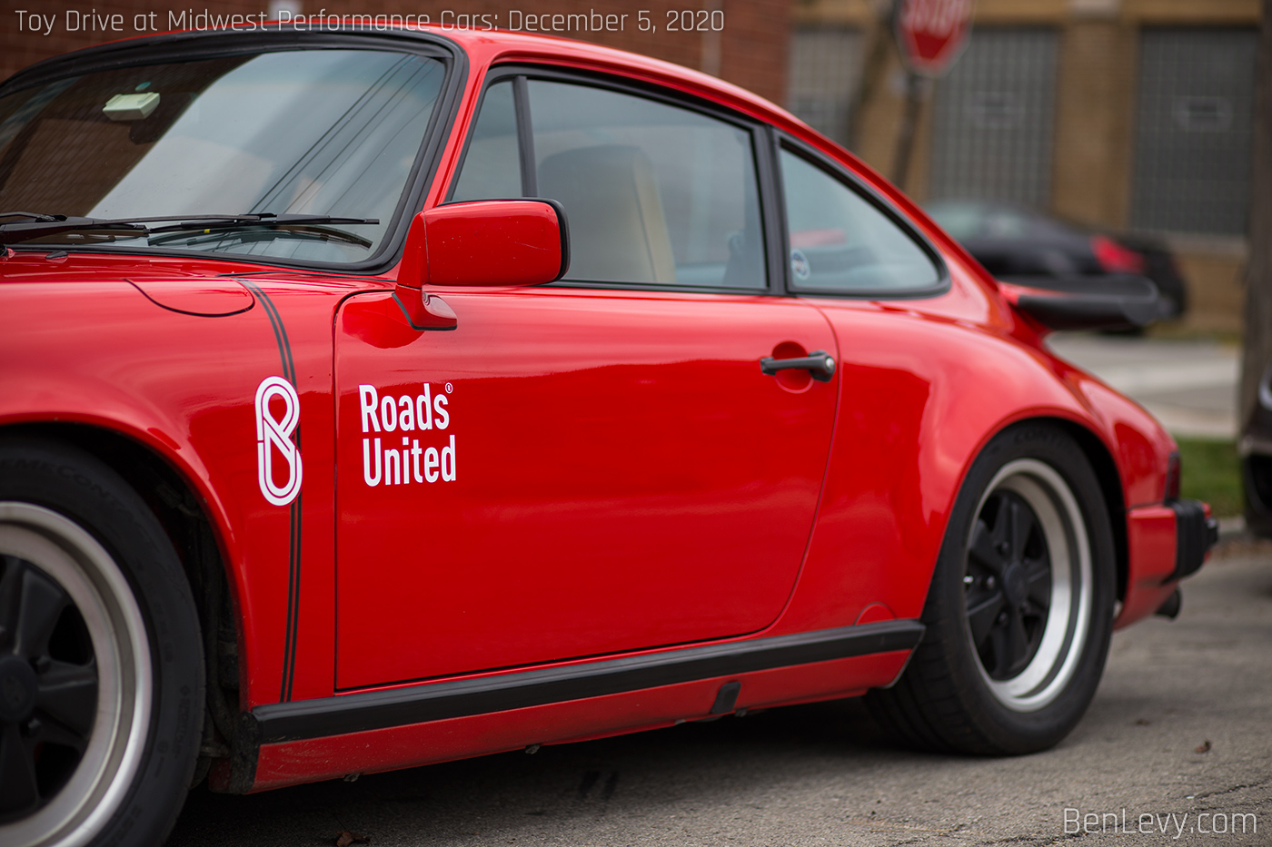 Roads United sticker on Porsche 911
