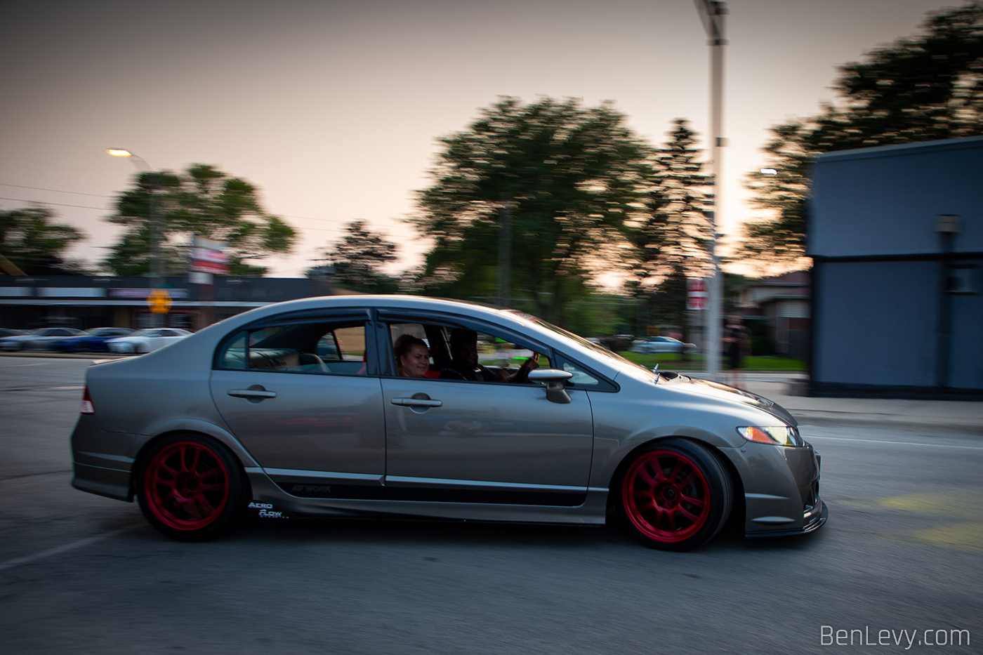 8th Gen Honda Civic on Red Wheels