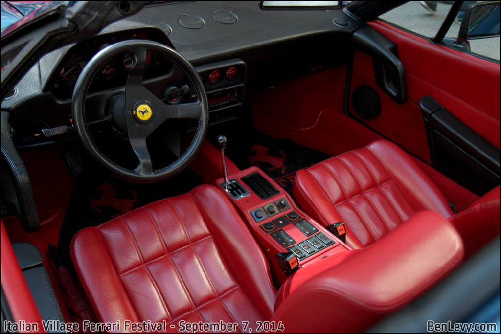 Ferrari 328 GTS Interior
