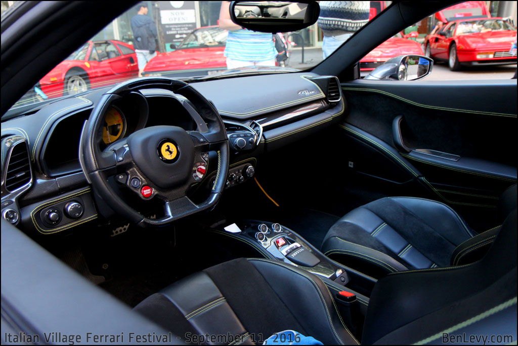 Ferrari 458 Italia cockpit