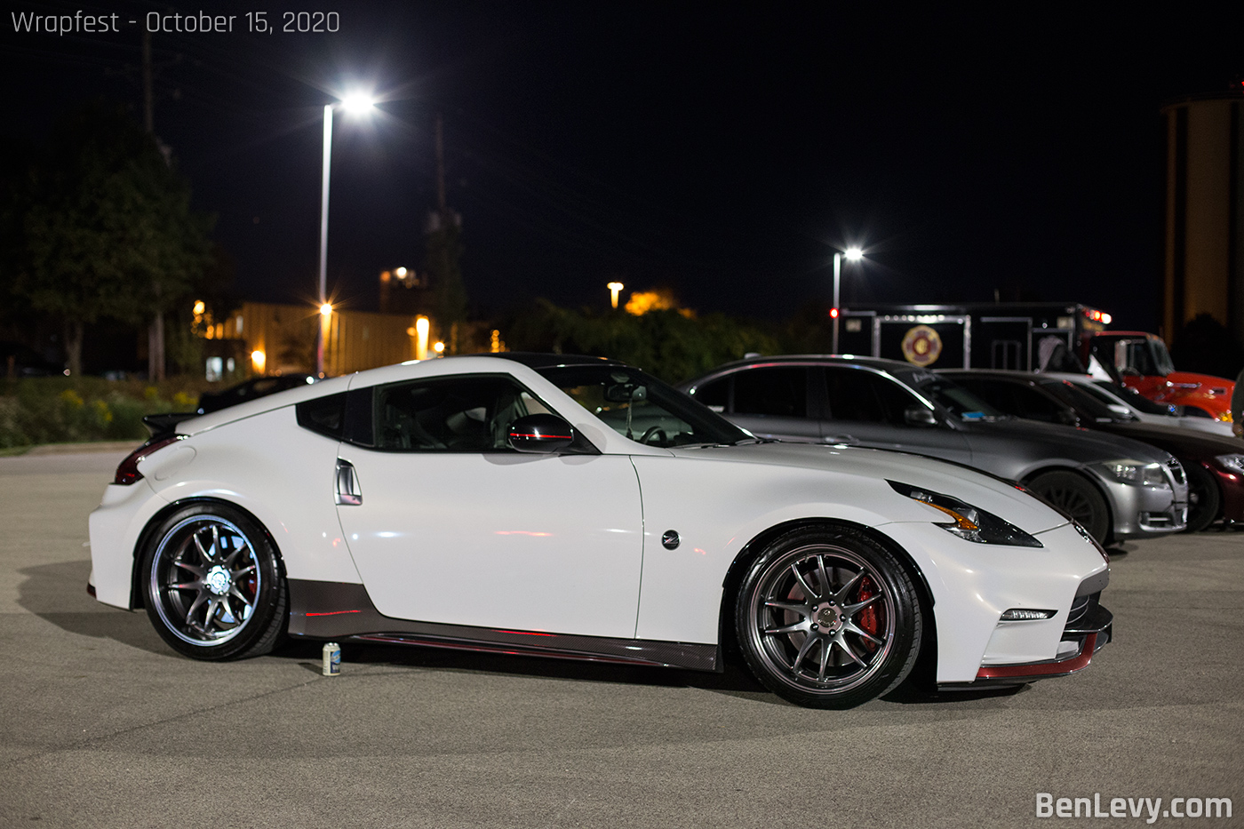 White side of Nissan 370Z