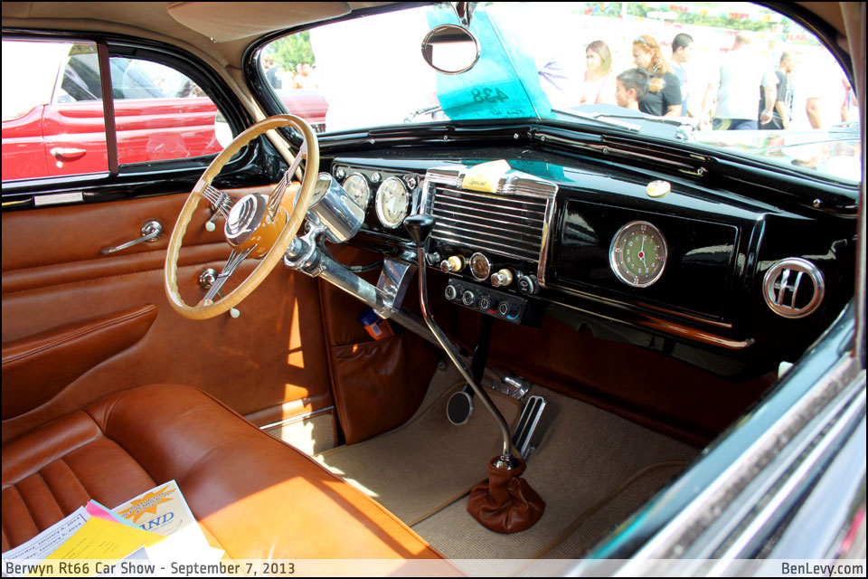 1940 Buick Special Series 40 Coupe interior