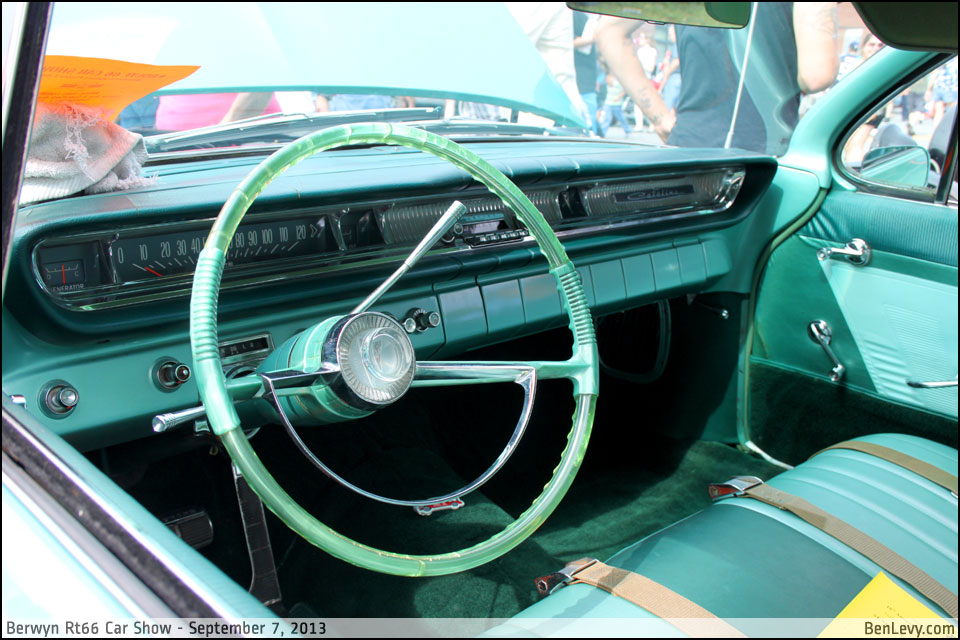 1961 Pontiac Catalina interior