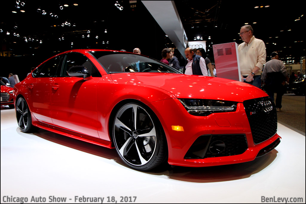 Red Audi RS 7