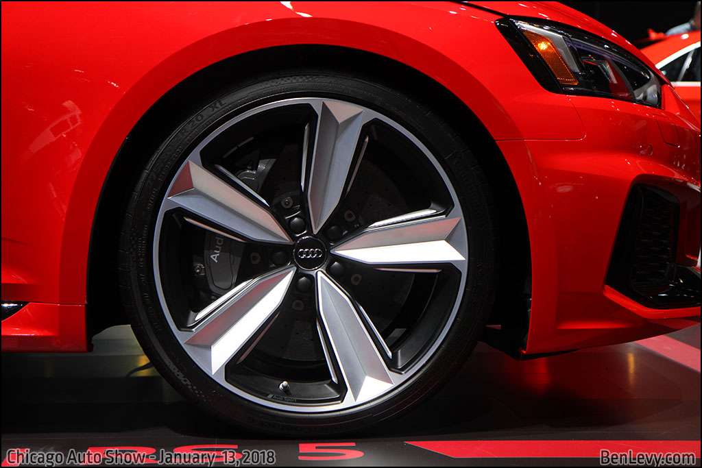 Audi RS5 wheel