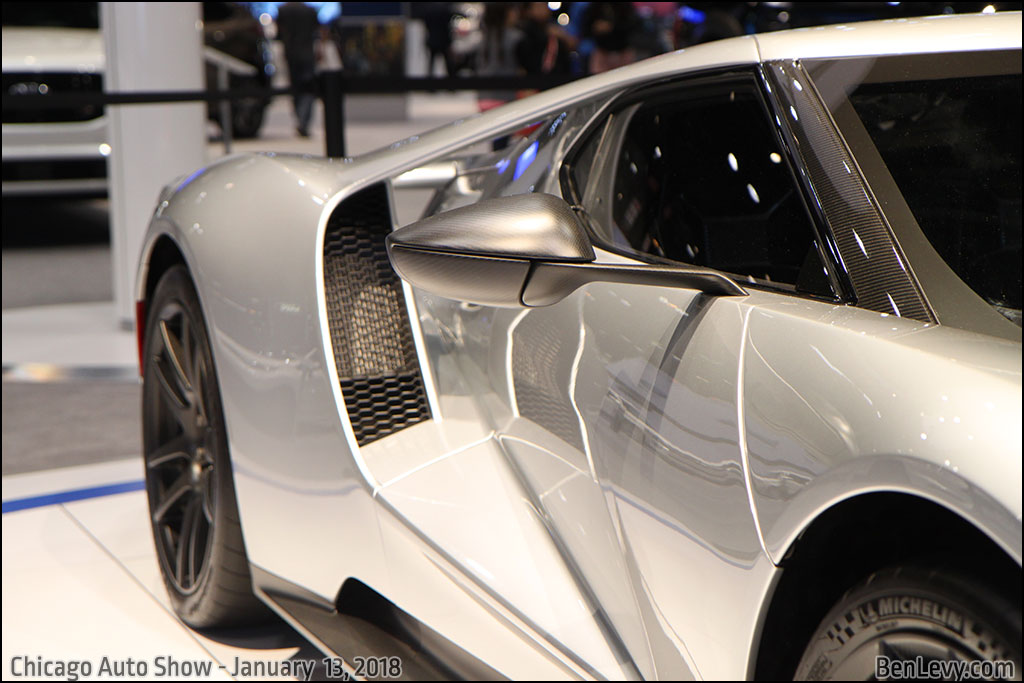 Ford GT mirror