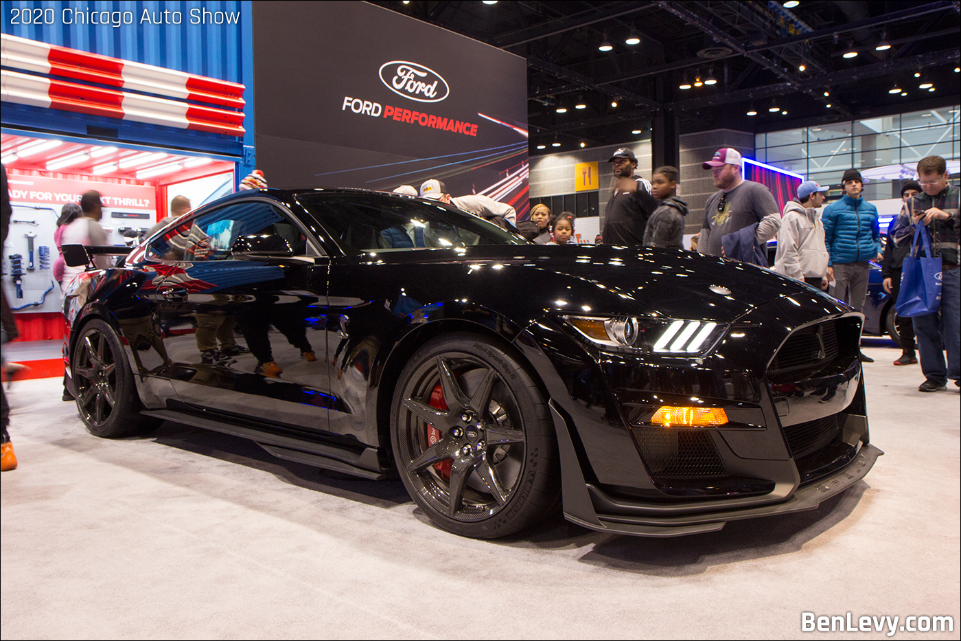 Black Mustang Shelby GT500