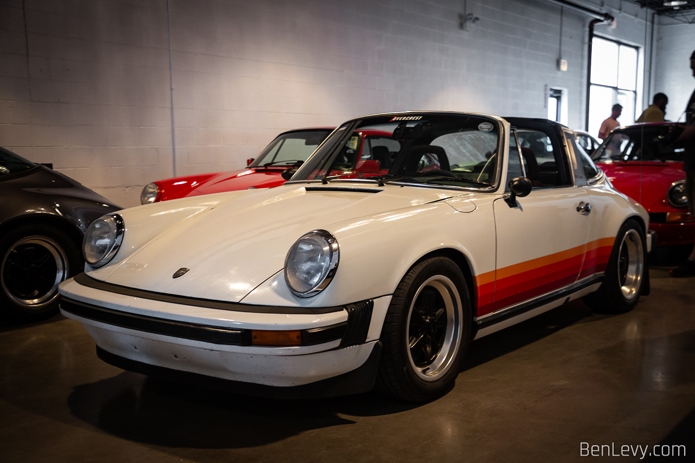 White Porsche 911 Targa