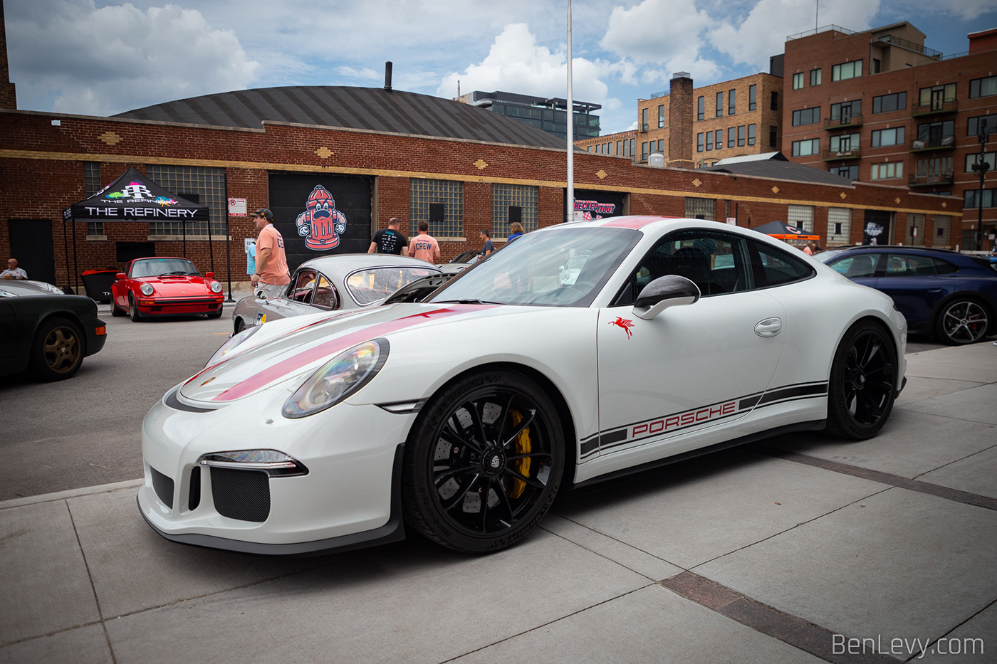 White Porsche 911R at Checkeditout Chicago 2021