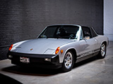 Silver Porsche 914 at Checkeditout Chicago 2021