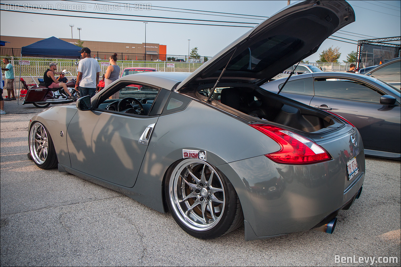 Grey Nissan 370Z