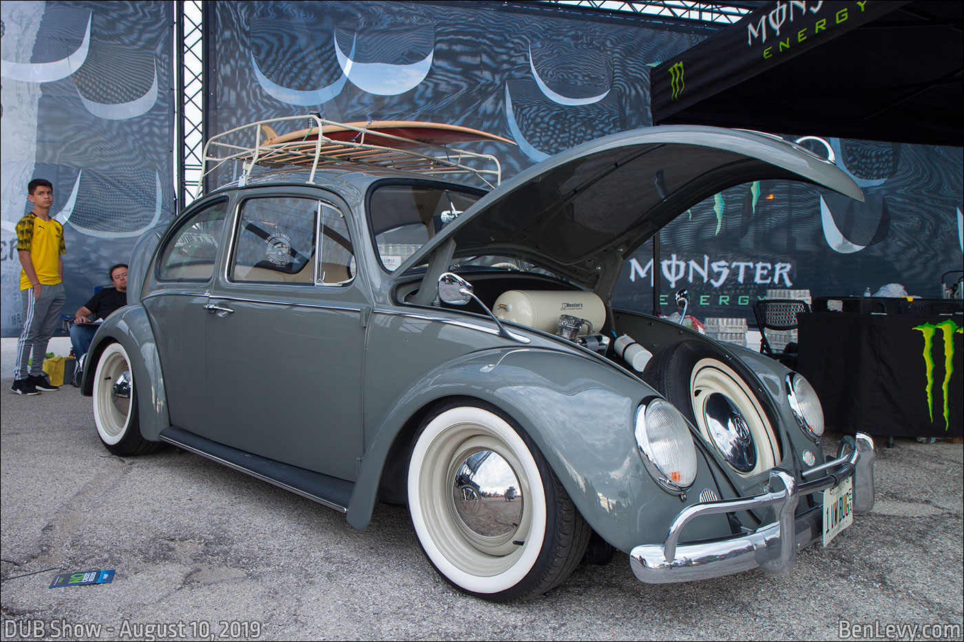 Volkswagen Bug with air suspension