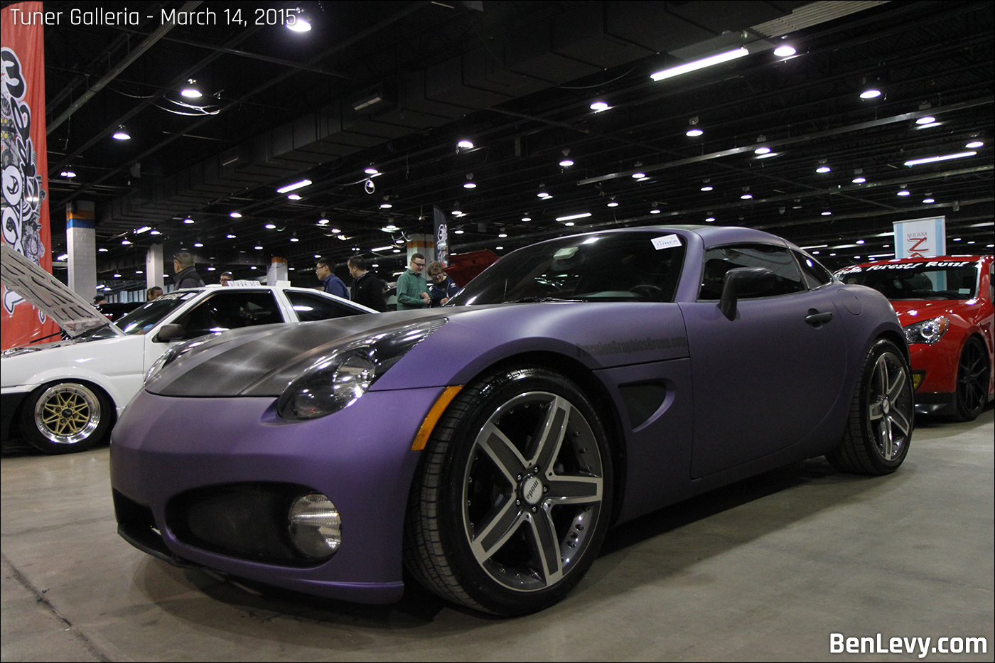 Purple Pontiac Solstice coupe
