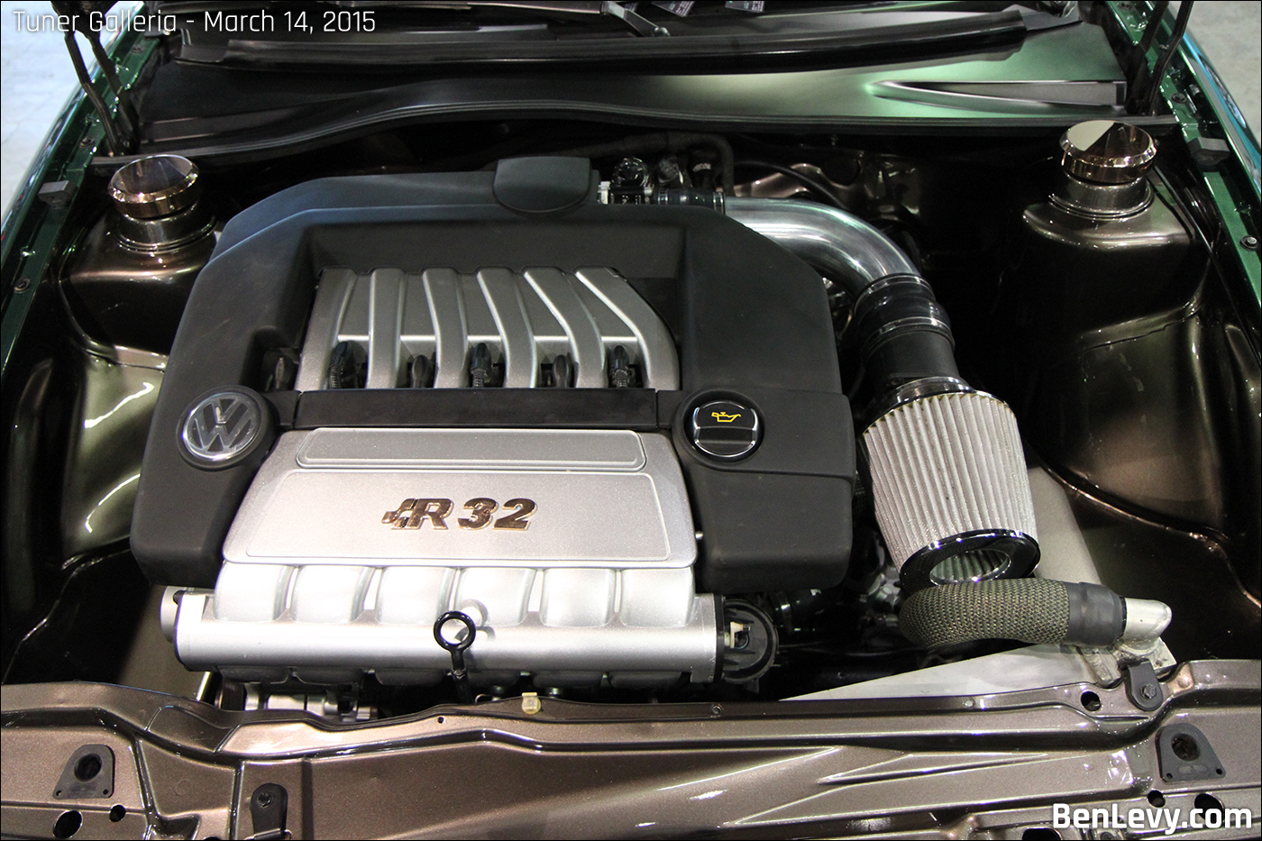 R32 engine in Corrado