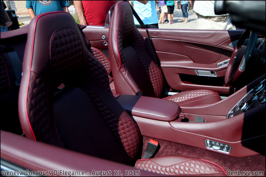 Aston Martin Vanquish Volante seats