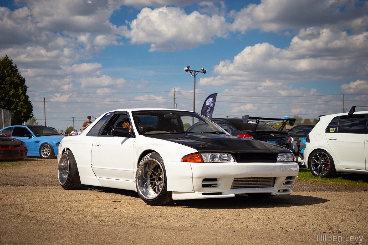 White R32 Nissan Skyline at Import Face Off in Rockford