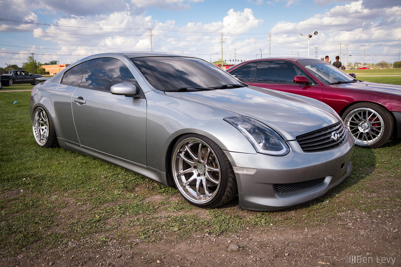 thumbnail image 2 of Chrome Turn Signal Side Marker Lights For Infiniti G35 Coupe 2003-2007 (2-Piece, Clear Lens, Racing Gear) 2 of 5