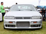 Front of Silver Nissan Skyline at Offset Kings