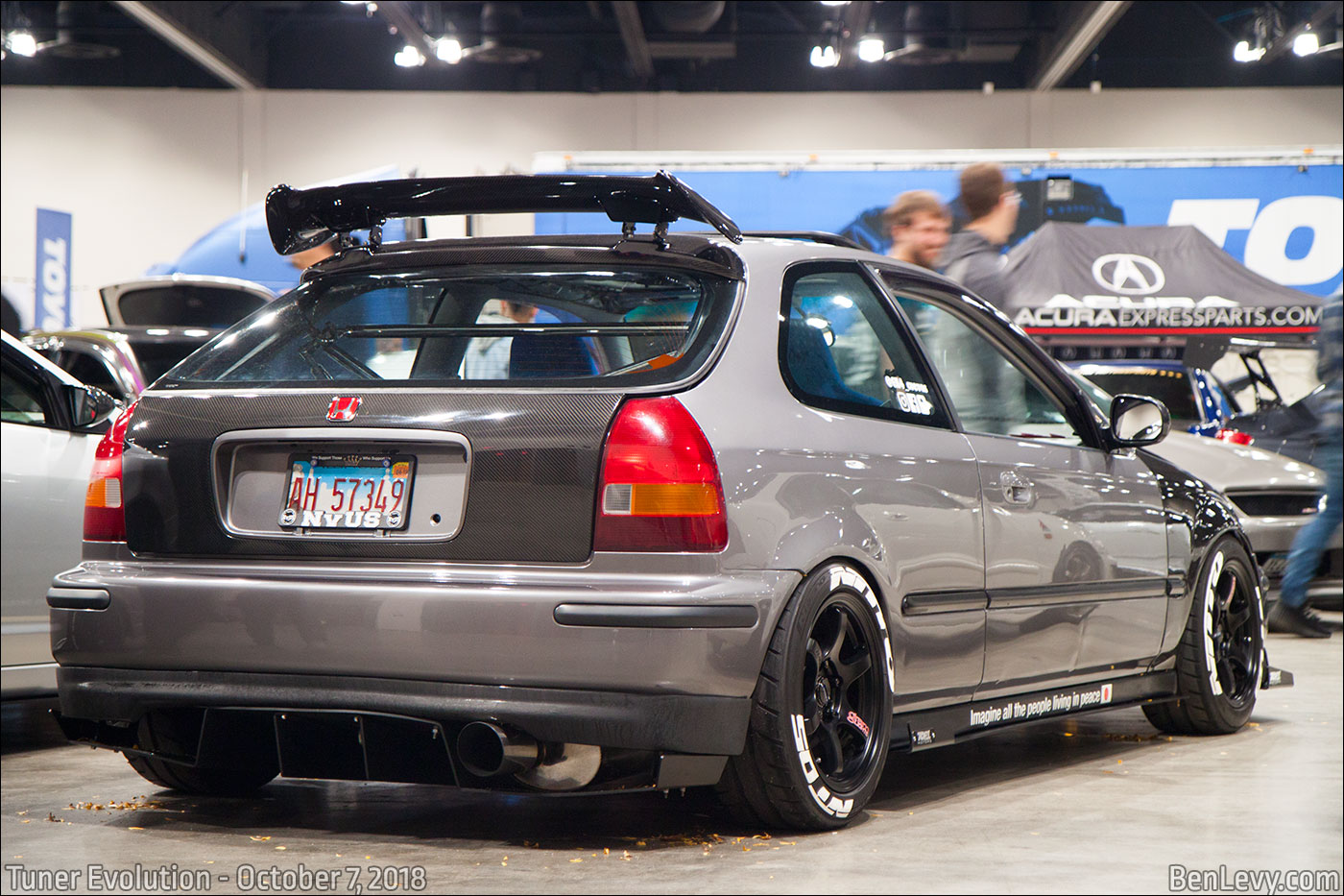 Silver Honda Civic hatchback