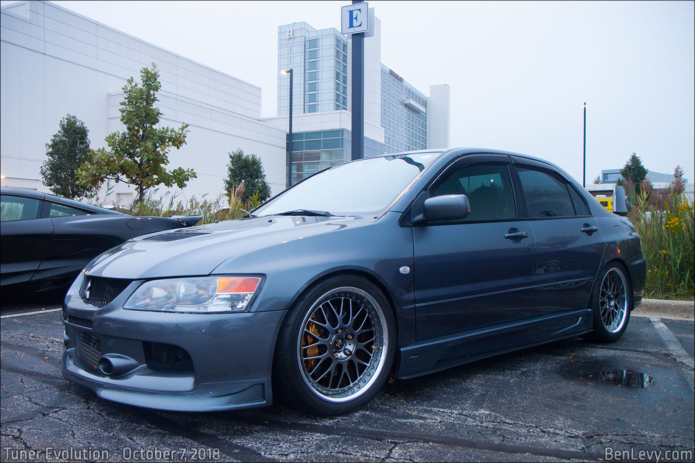 Grey Mitsubishi Lancer Evo