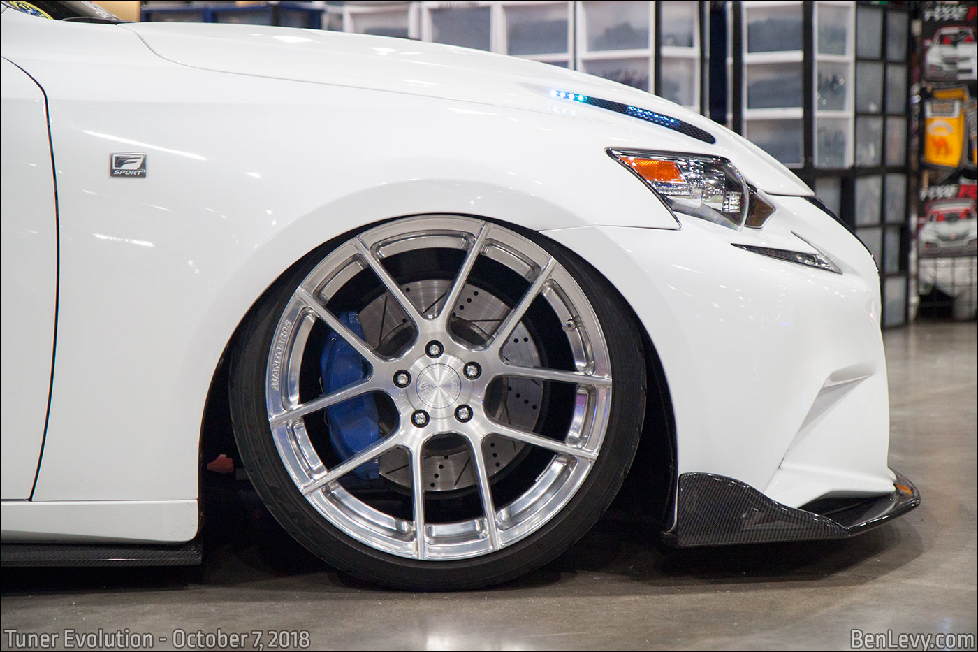 Avant Garde M510 wheel on Lexus IS 350