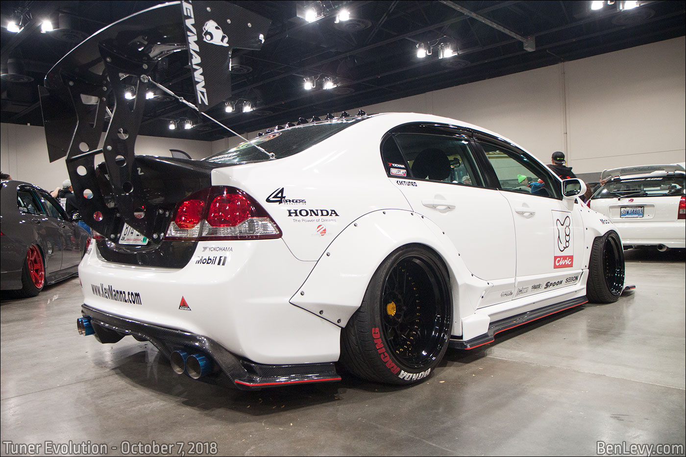 Honda Civic with JDM tails
