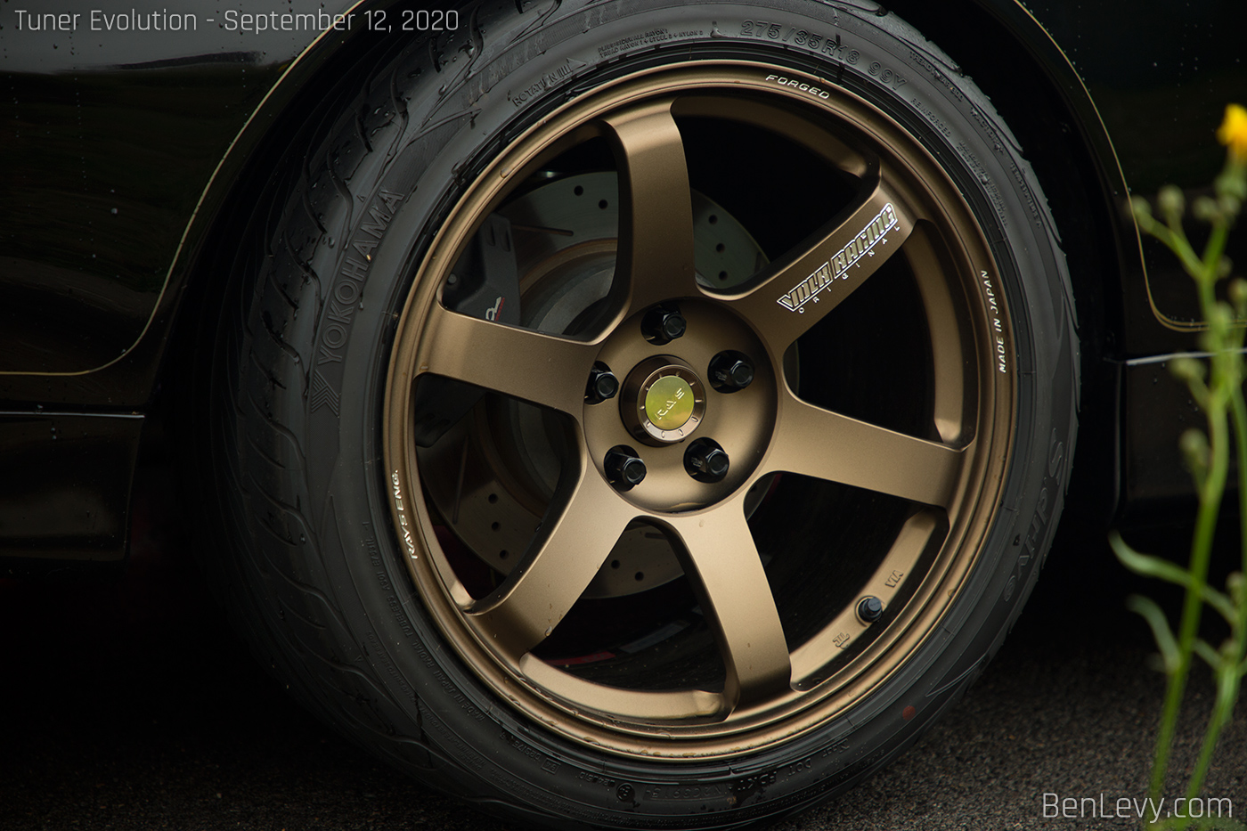 Bronze Volk Racing TE37 Saga Wheel