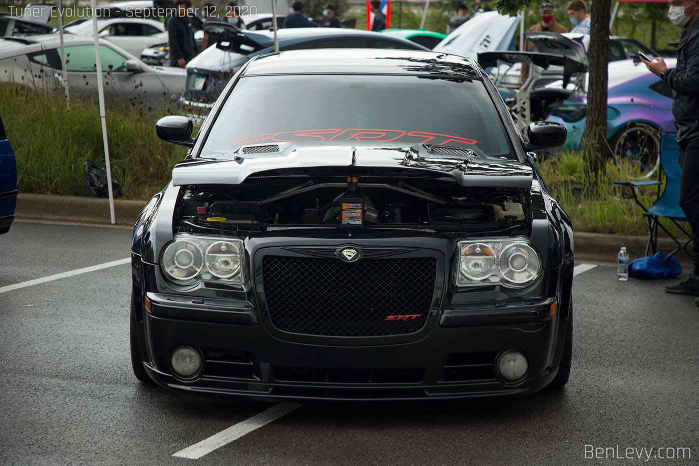 Black Chrysler 300 SRT-8