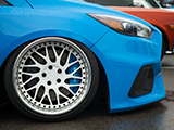 White GMR GS-1 Directional Wheel on Ford Focus RS
