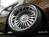 Tucked Rear Wheel on Y33 Infiniti Q45