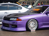 Flakes in Purple Paint on Nissan Skyline
