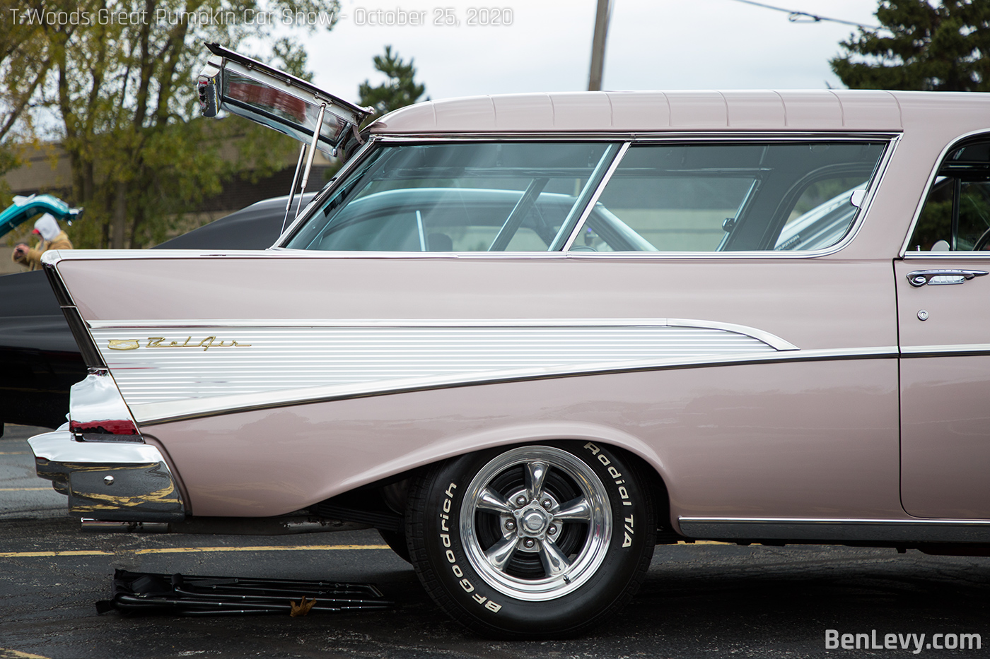 Pink Chevrolet Bel-Air 3 door station wagon glass