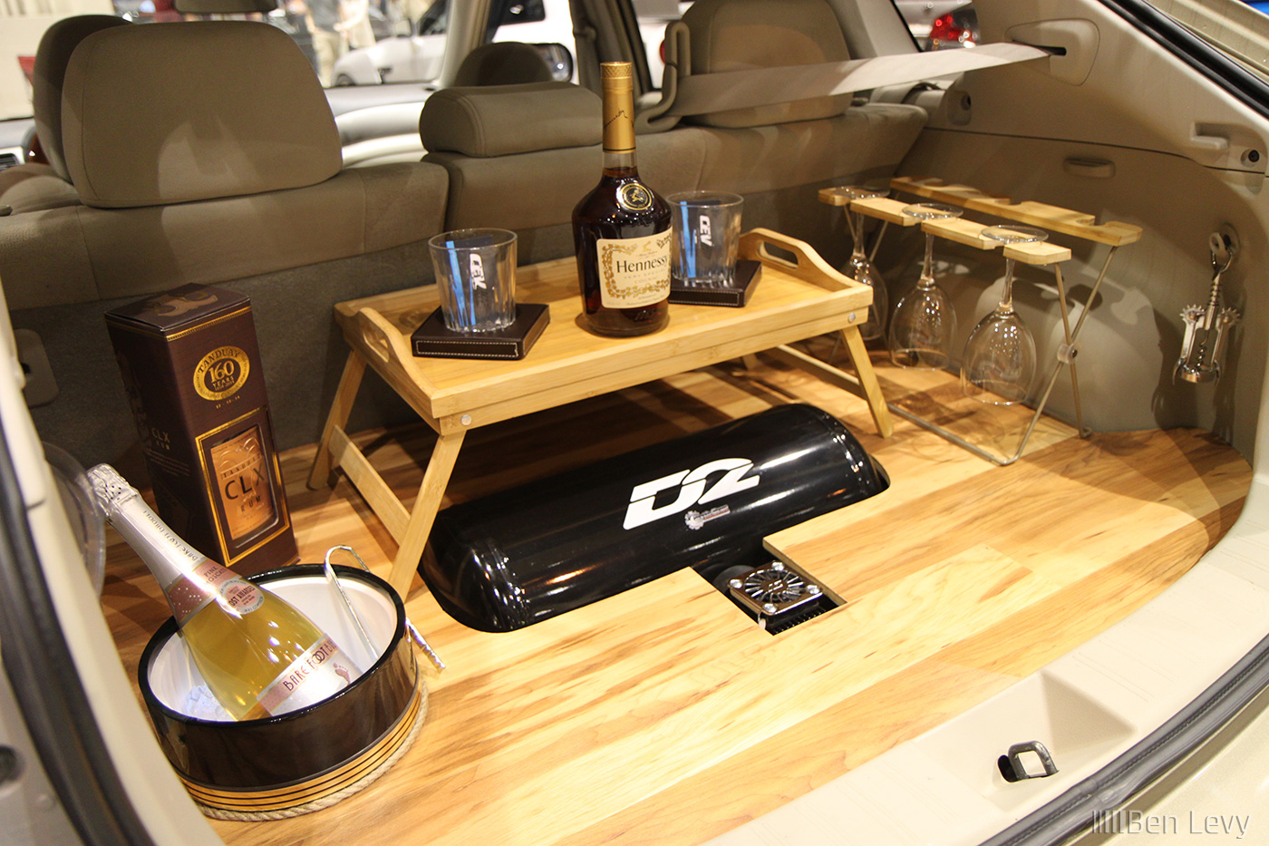 VIP setup in the trunk of a bagged Subaru Impreza