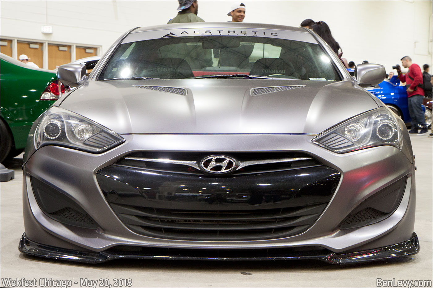 Front of Grey Hyundai Genesis coupe
