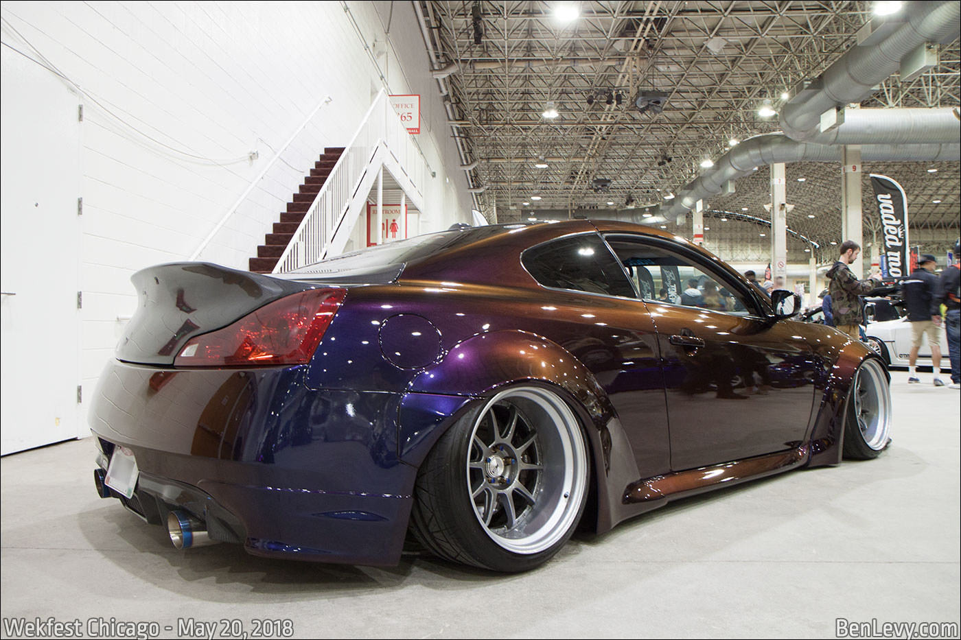 Infiniti G37 with color-shifting paint and Liberty Walk bodykit