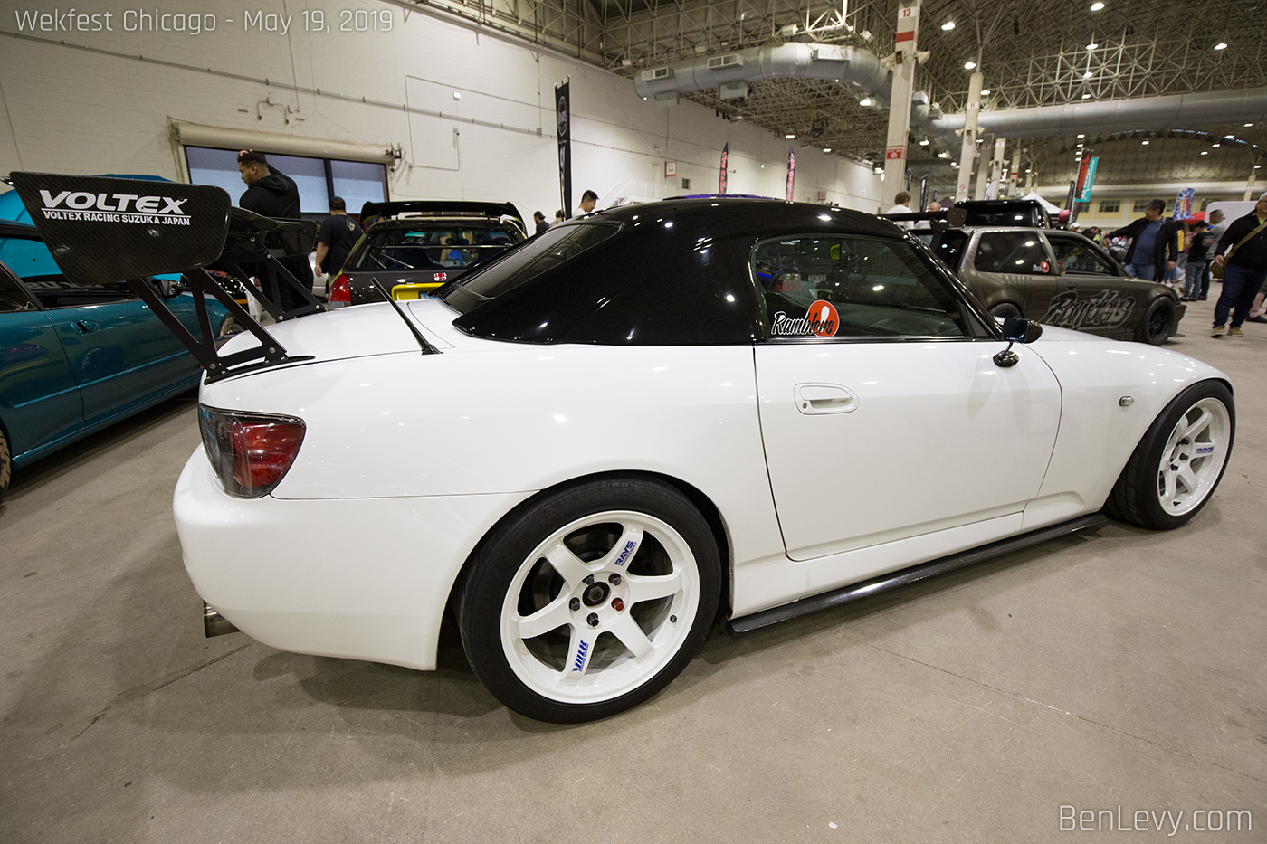 White Honda S2000 With Voltex Spoiler