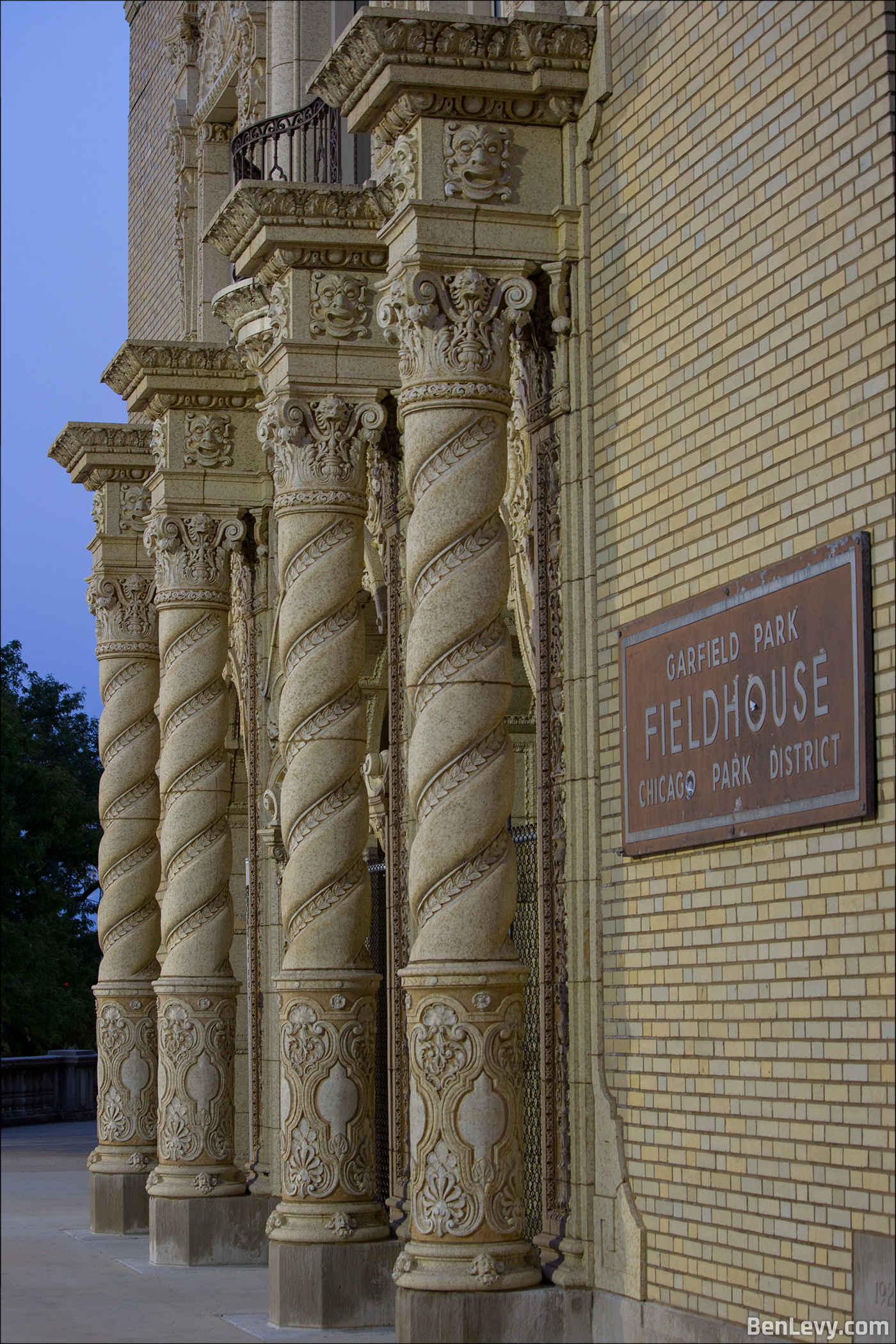 Twisted columns on the Garfield Park Fieldhouse